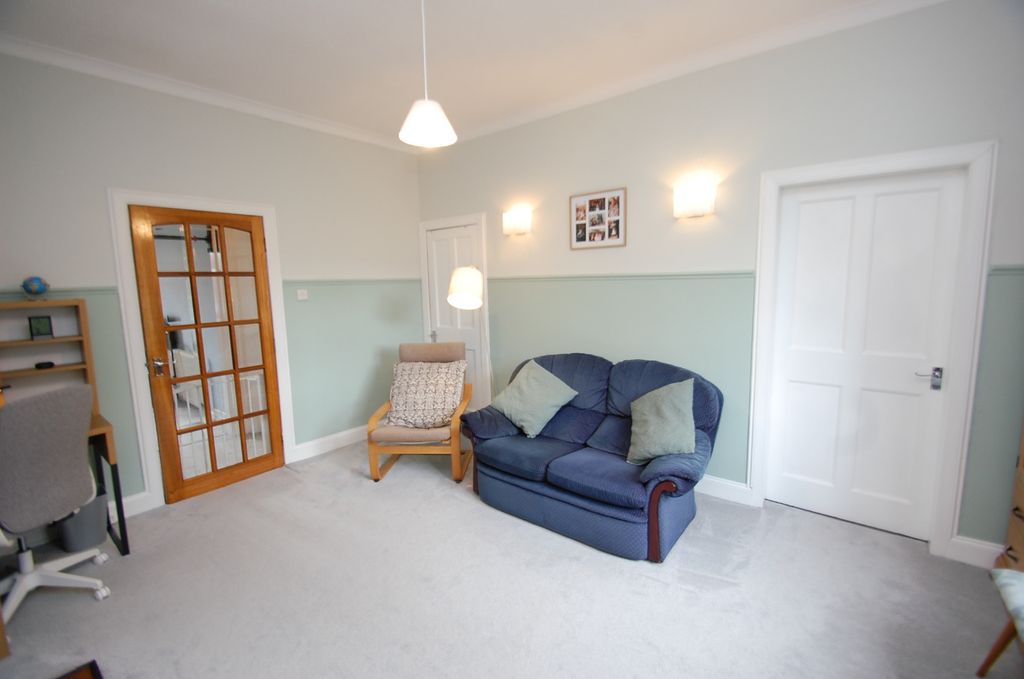 Property photo 3 of 20 5016963