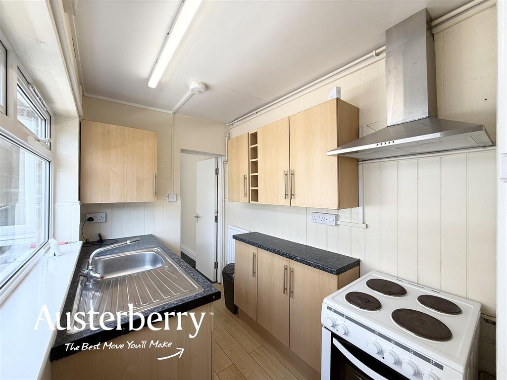 Property photo 2 of 13 Img_5148.Jpg