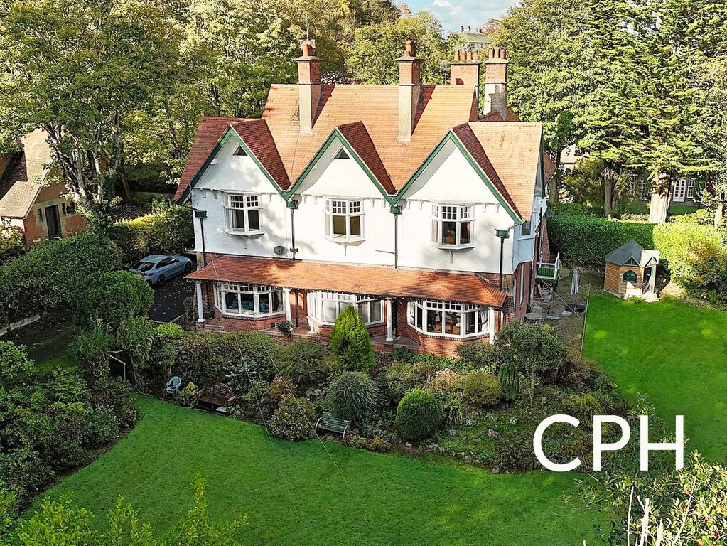 Property photo 1 of 22