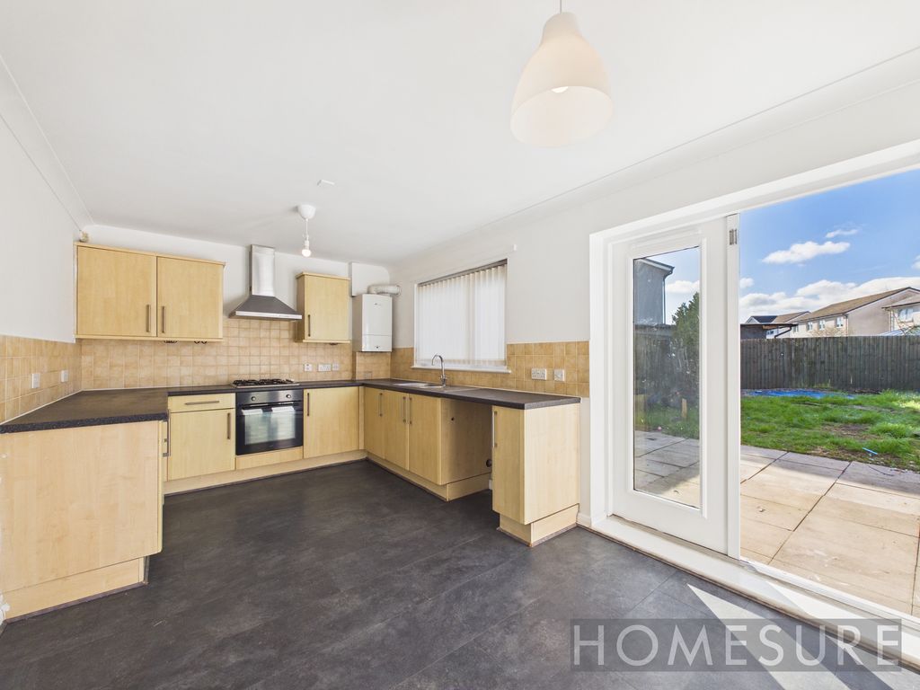 Property photo 2 of 22 Kitchen 1