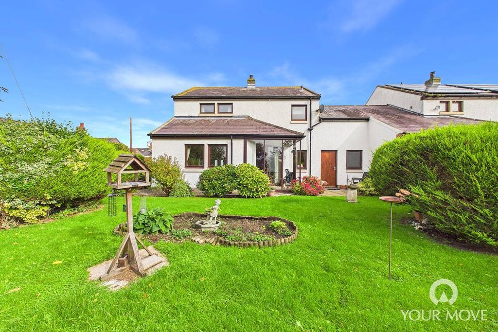 Property photo 1 of 13 Outside