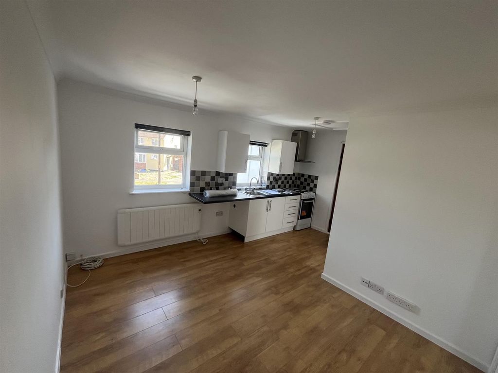 Property photo 1 of 5 Ahlh Living Kitchen Open Plan 2.Jpeg