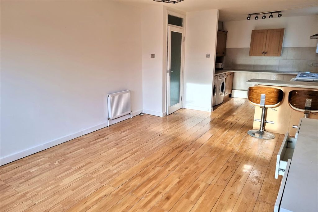 Property photo 2 of 9 Open Plan Living Room/Fitted Kitchen: Pic. 1