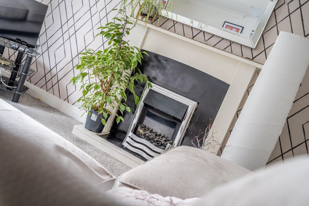 Property photo 3 of 12 Living Room