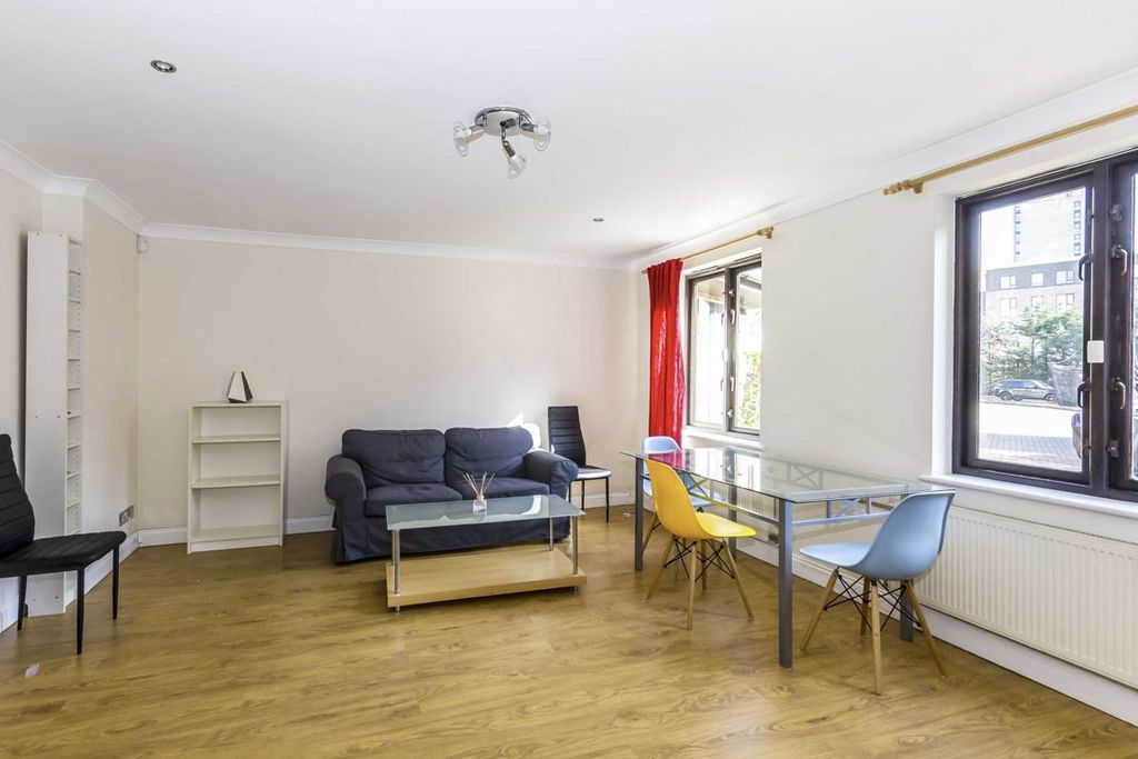 Property photo 2 of 4