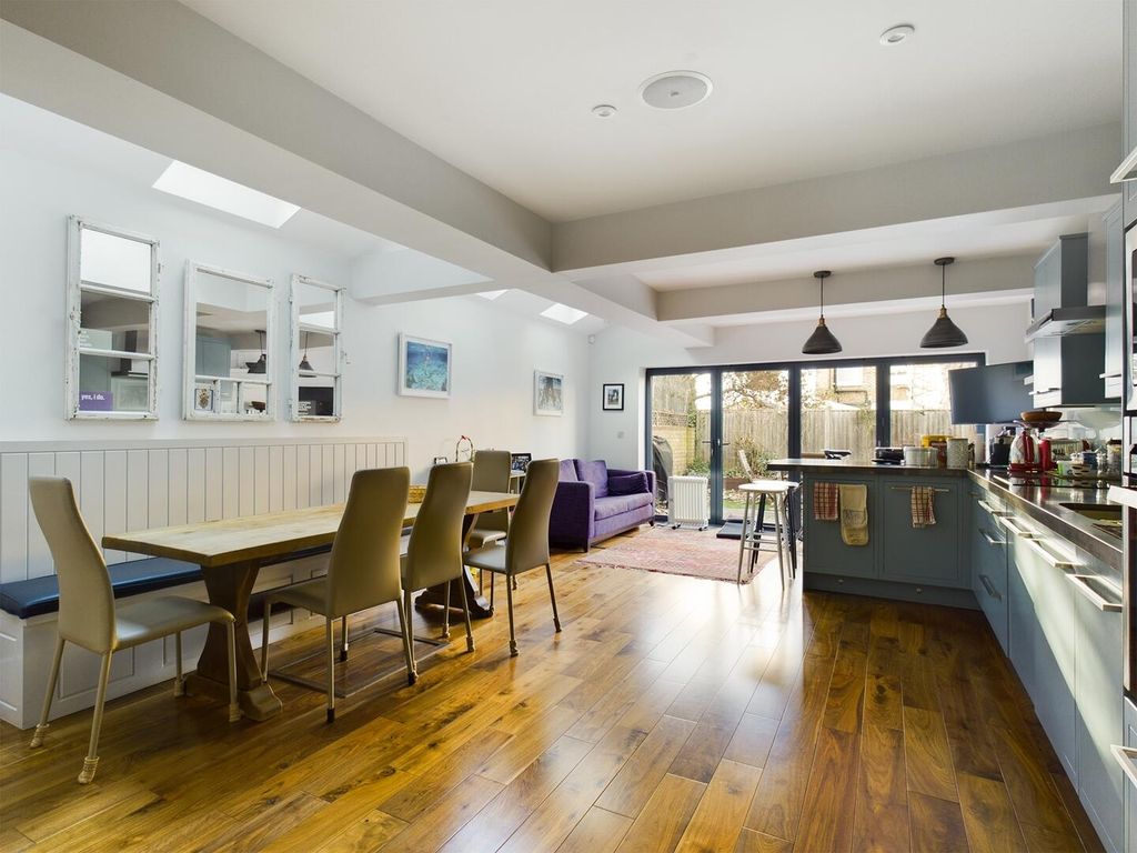 Property photo 1 of 14 Kitchen