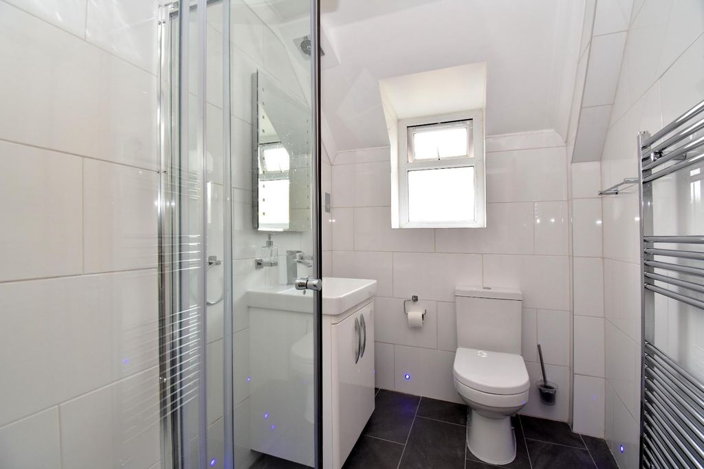 Property photo 3 of 5 Bathroom