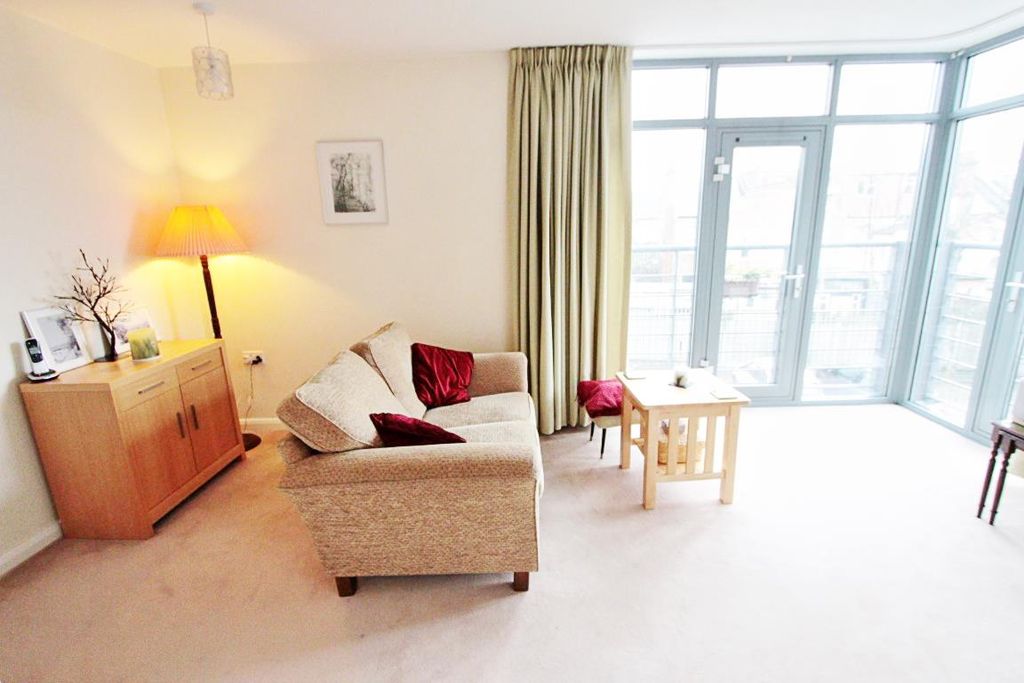 Property photo 2 of 13