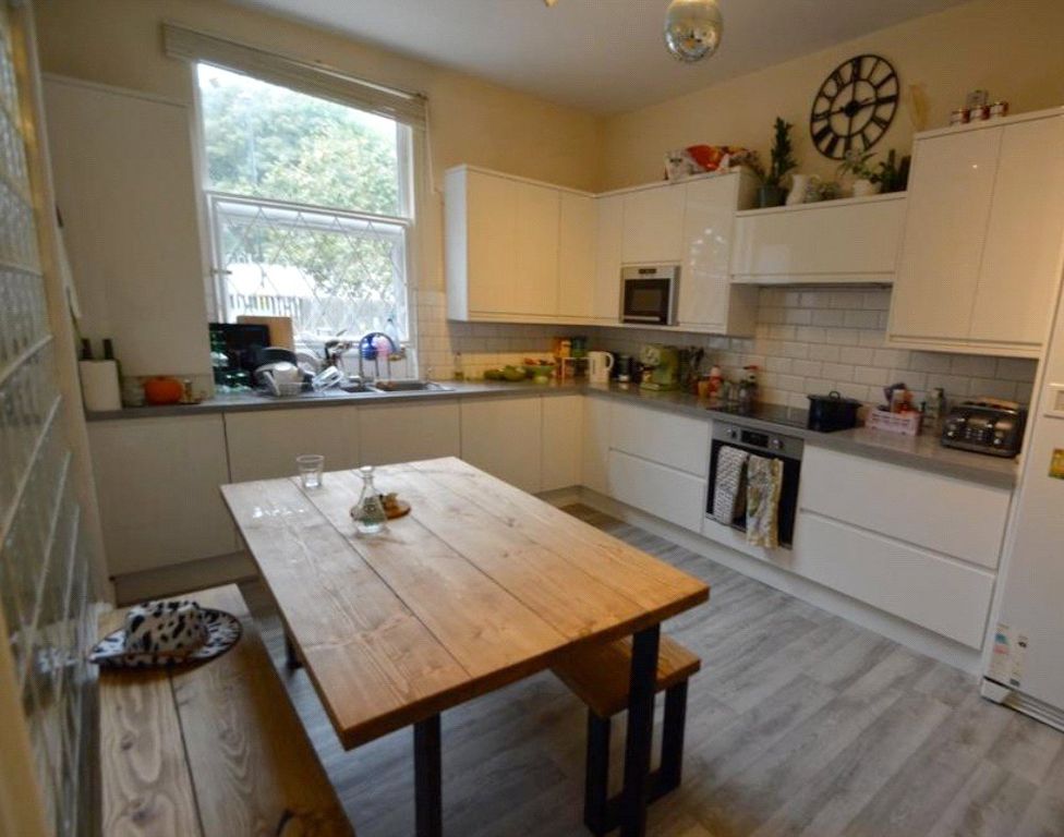Property photo 1 of 10 Picture No. 02