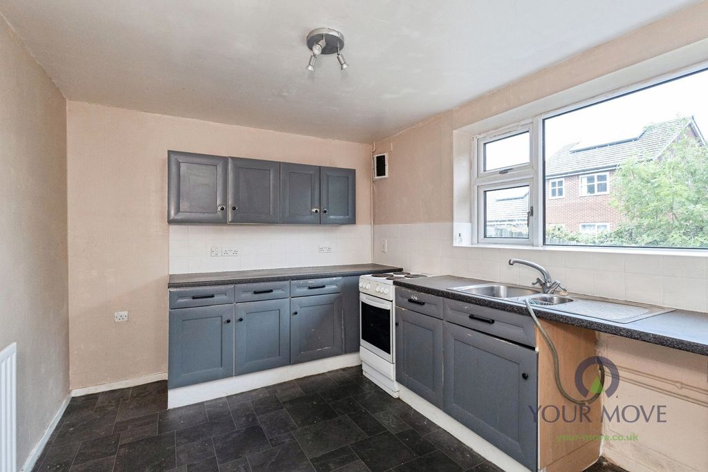 Property photo 3 of 13 Pbox-Img.Jpg