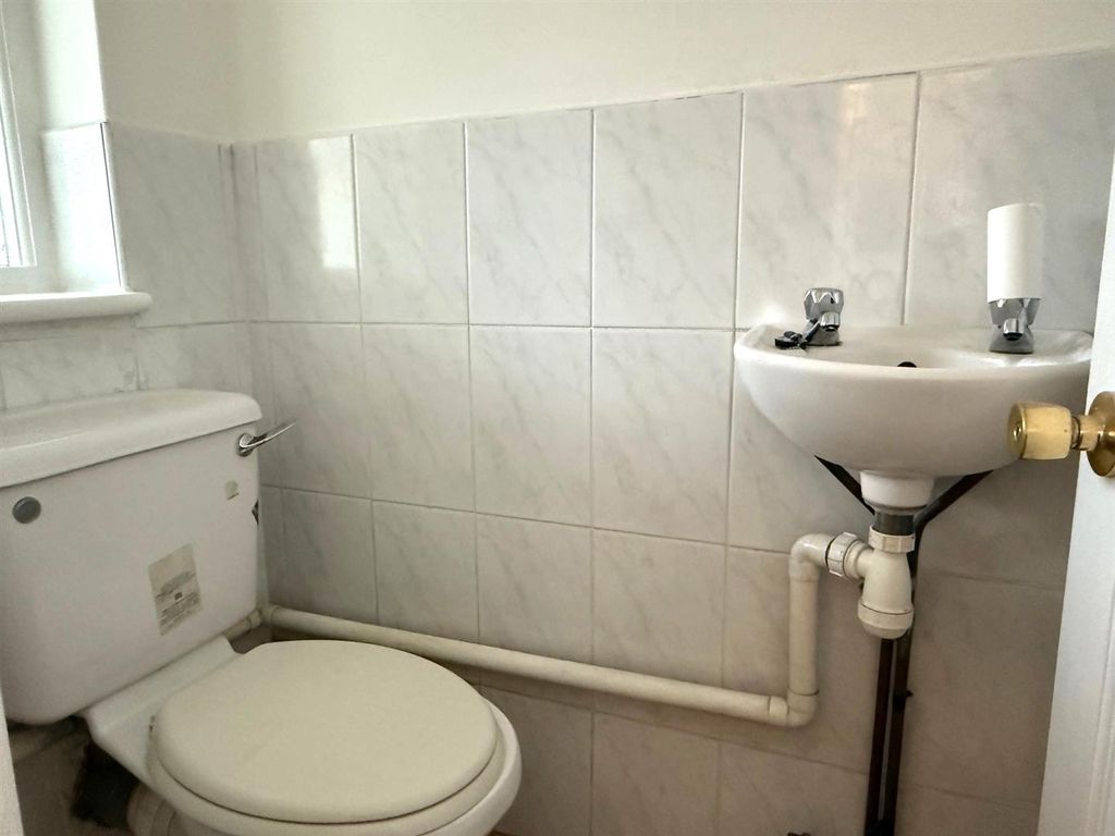 Property photo 3 of 12 Pic 2.Jpg