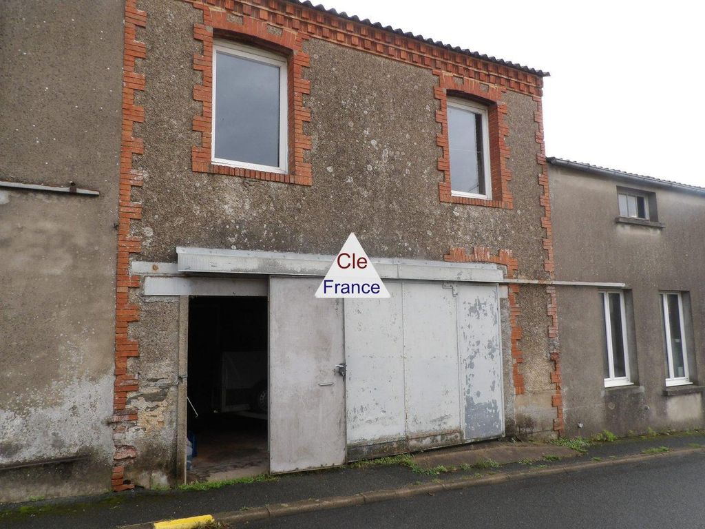 Property photo 1 of 8