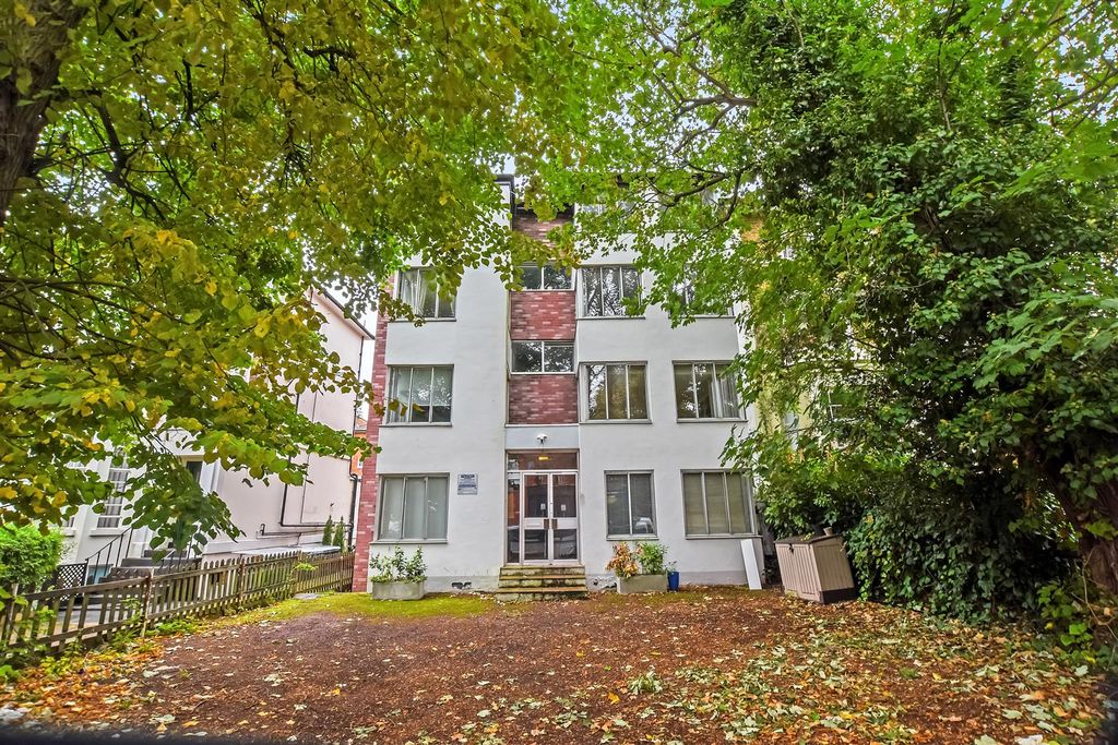 Property photo 3 of 13 3 10 Swains Lane.Jpg