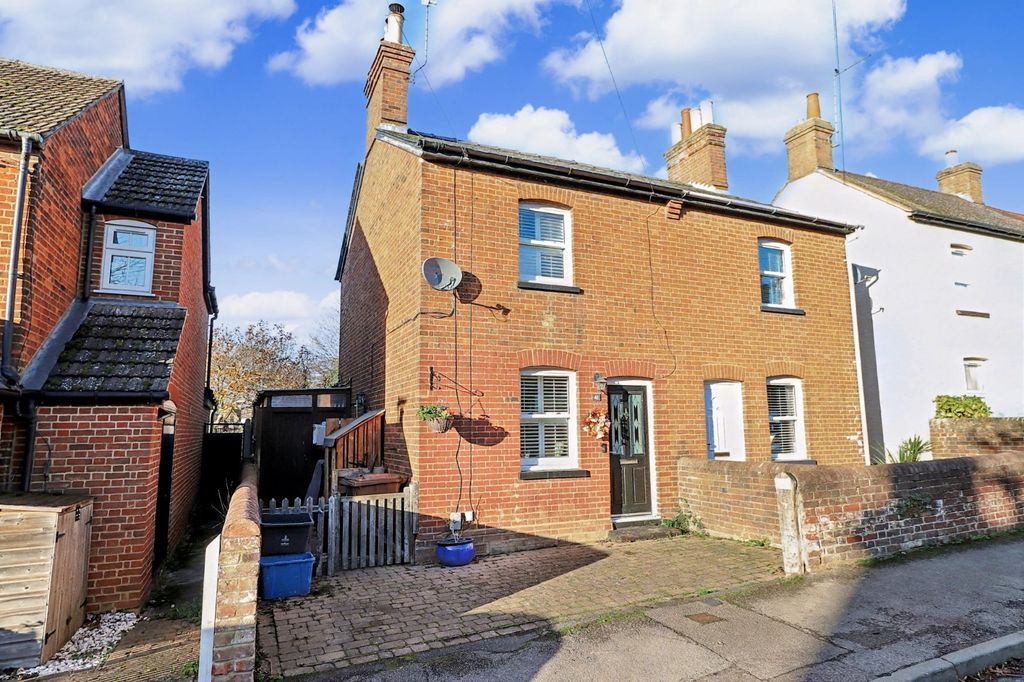 Property photo 1 of 21 Picture No. 05