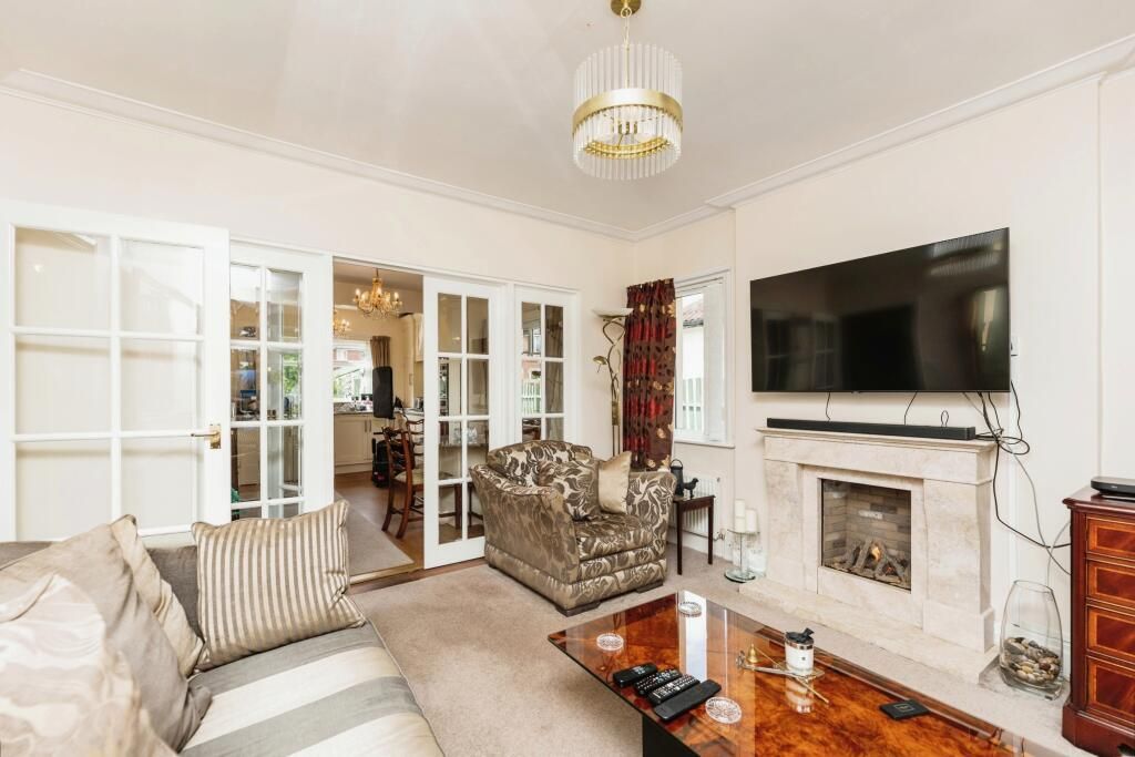 Property photo 3 of 15 Living Room