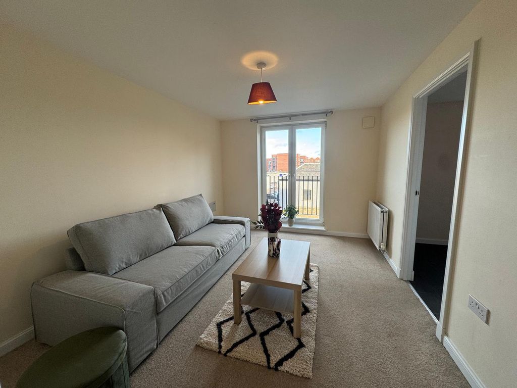 Property photo 2 of 10 Photo 2