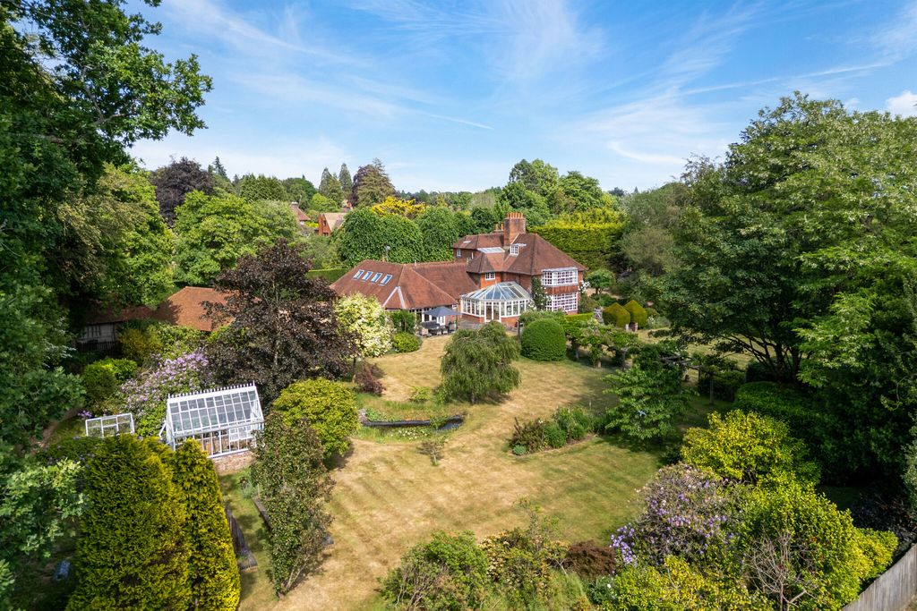 Property photo 1 of 33