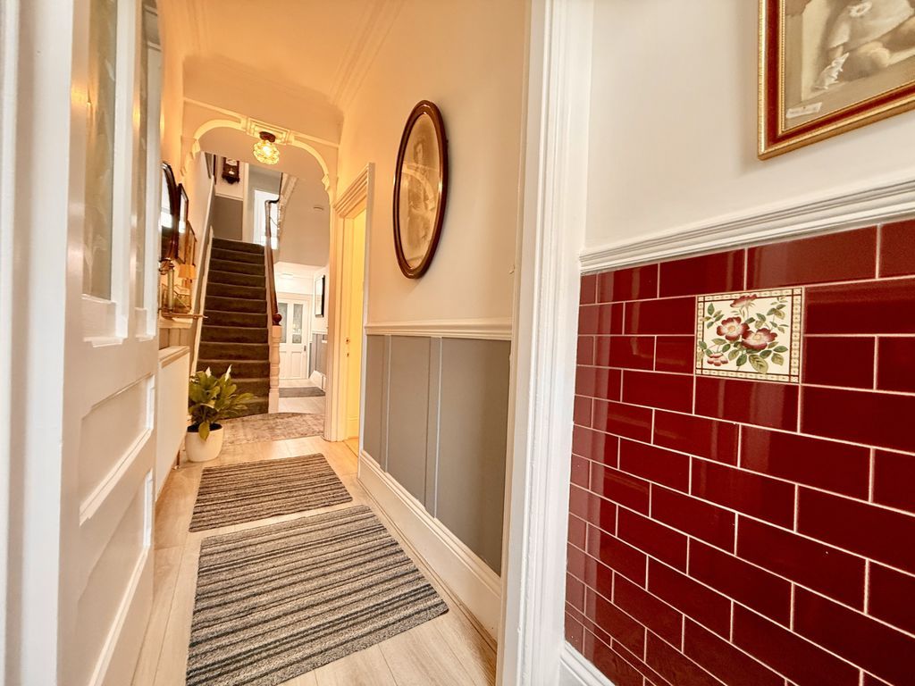 Property photo 2 of 21 Photo 16