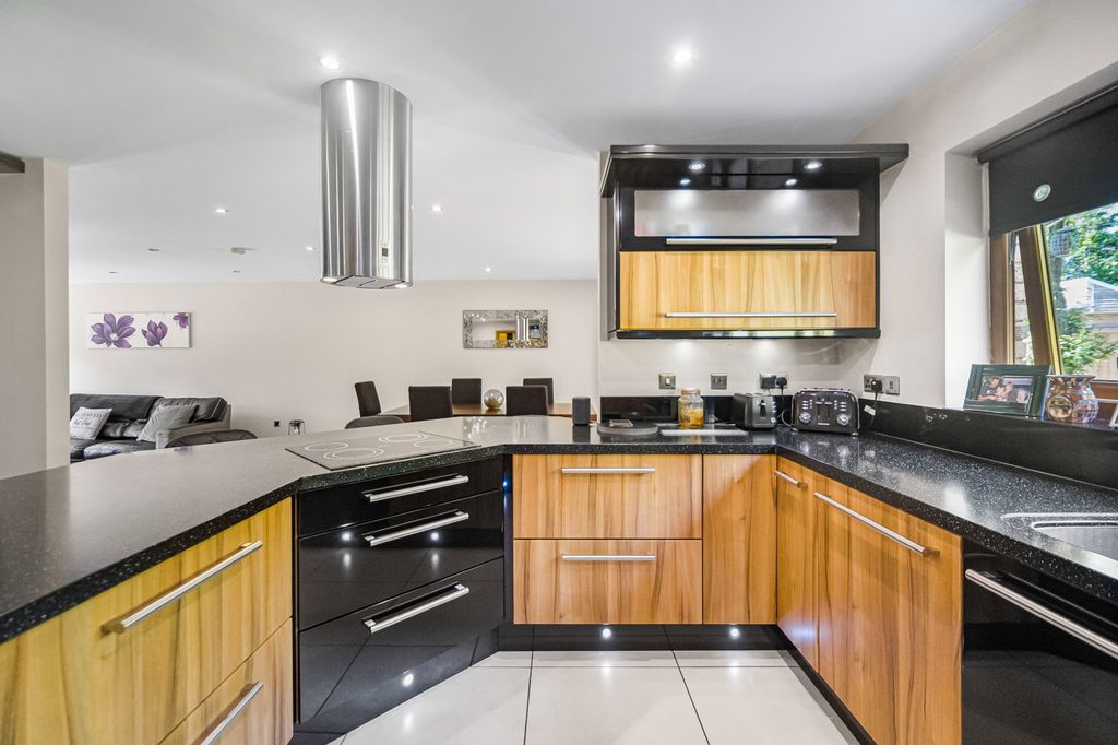 Additional image 12 of 4 bed detached house for saleParish Road, Cwmgwrach, Neath SA11