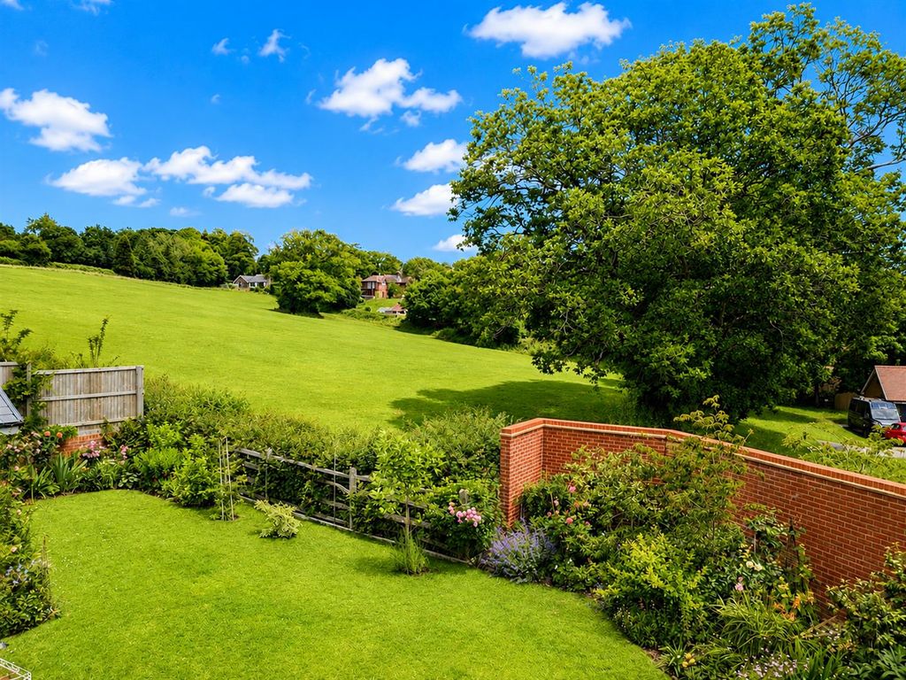 Property photo 2 of 23 40 Red Clover Road - Garden 3.Jpg
