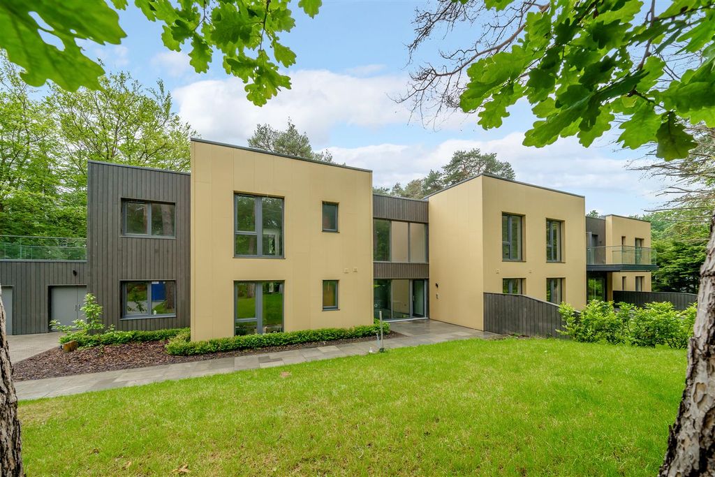 Property photo 1 of 12 St. Francis House