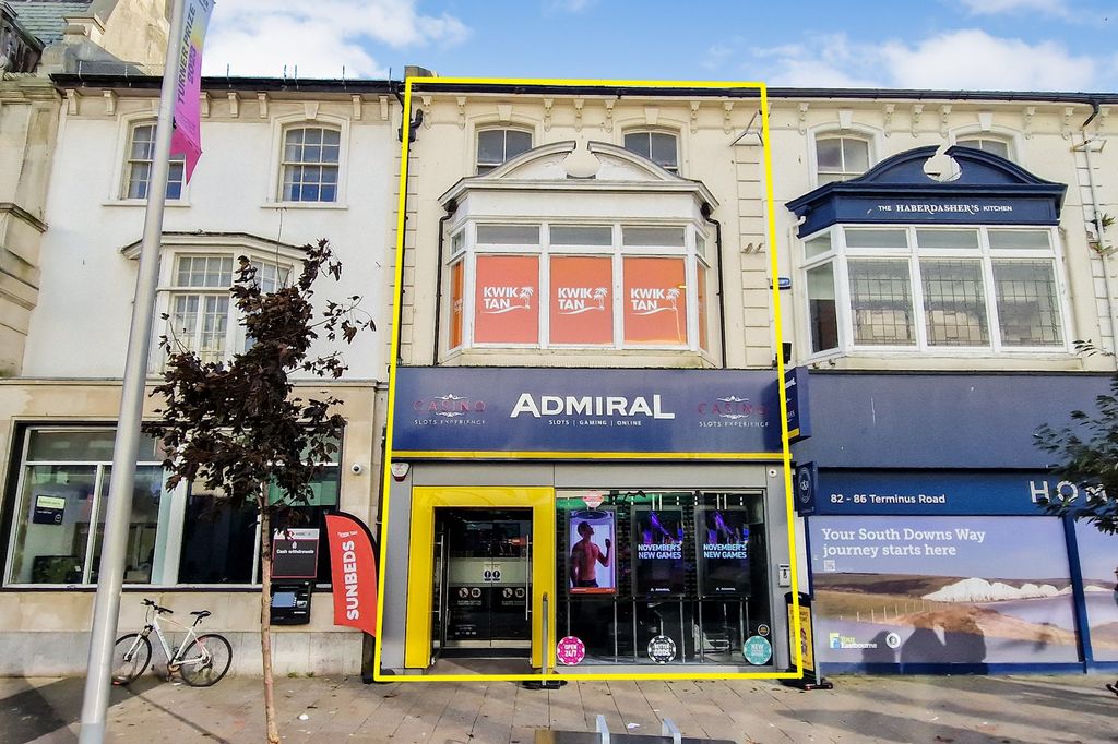 Property photo 2 of 4 92 Terminus Road, Eastbourne, Bn21 3LX