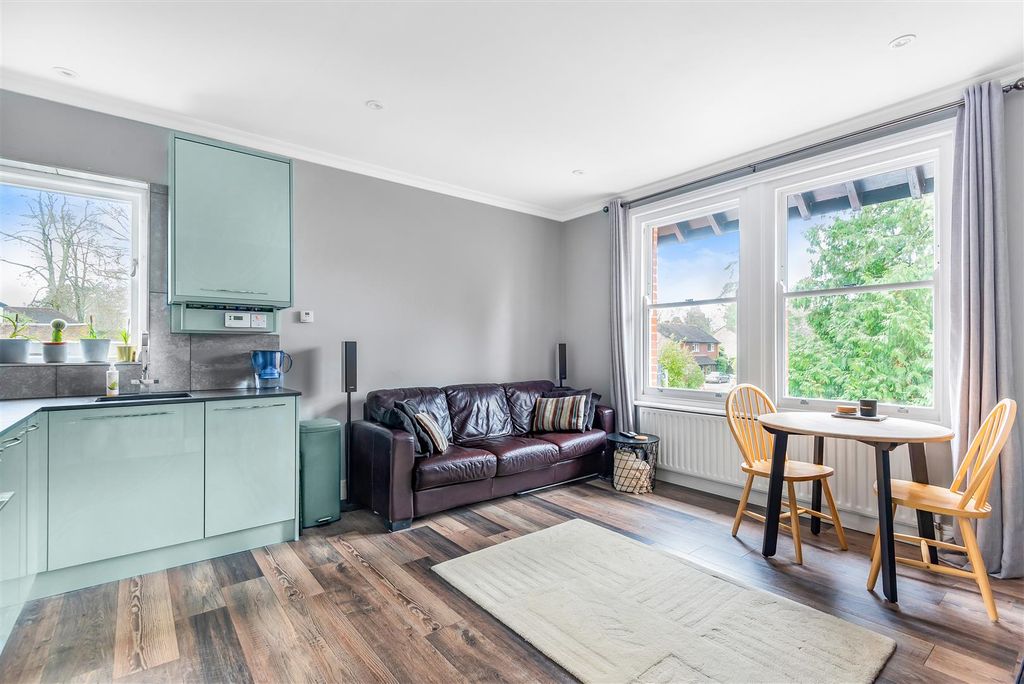 Property photo 3 of 12 698167 (3).Jpg