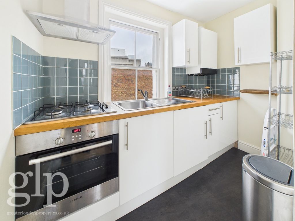 Property photo 2 of 16 4773703