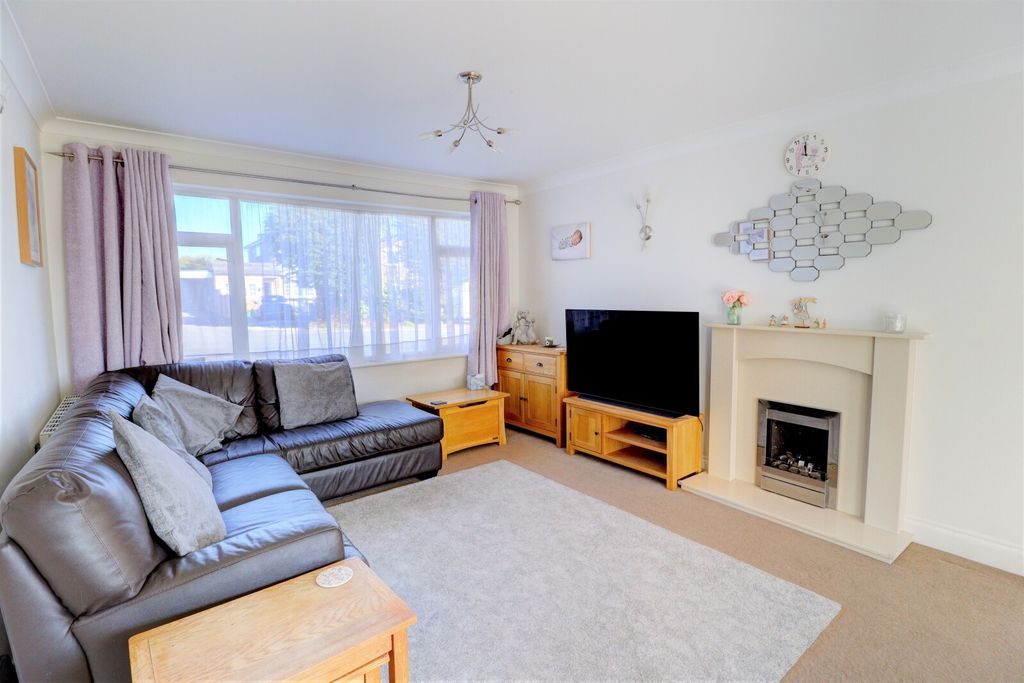 Property photo 2 of 10 Picture No. 16