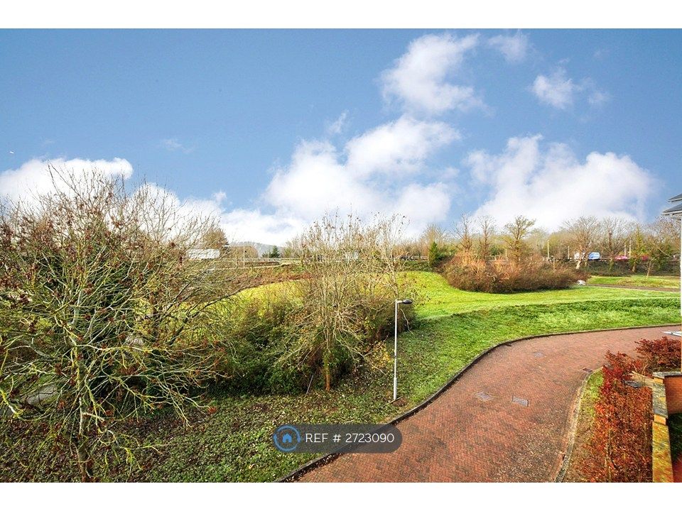 Property photo 3 of 33 Open Spaces