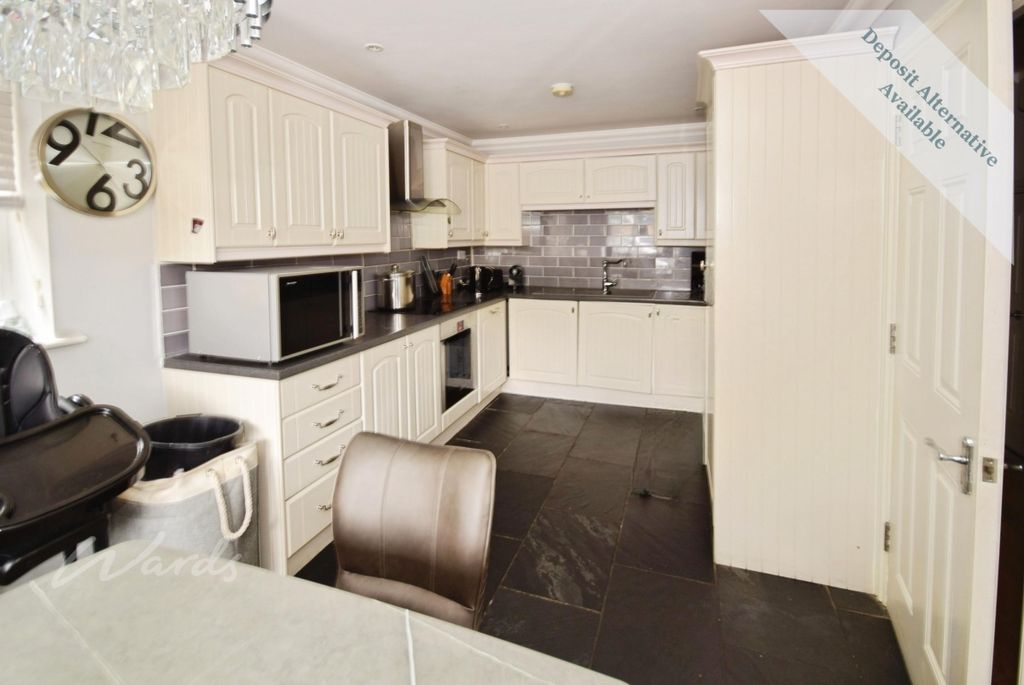 Property photo 2 of 12 Randall Kitchen