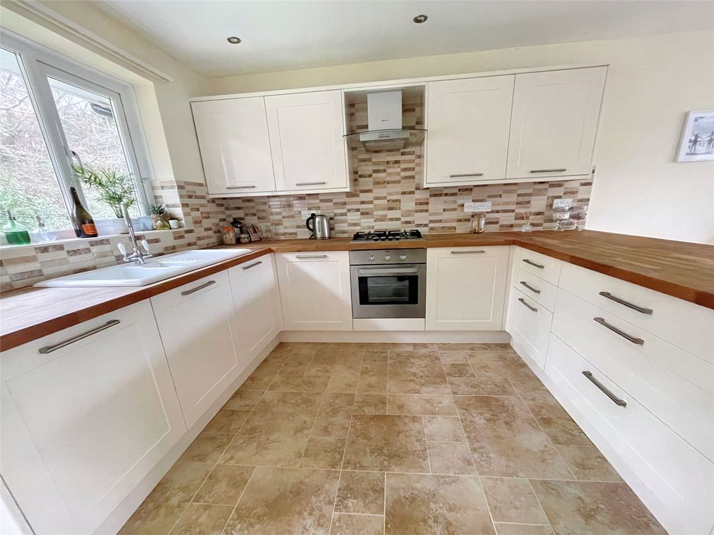 Property photo 3 of 11 Picture No. 08