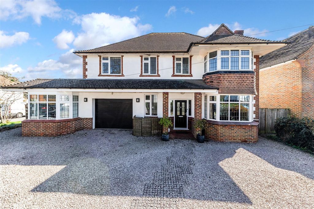 Property photo 1 of 24 Yewlands Close (21).Jpg