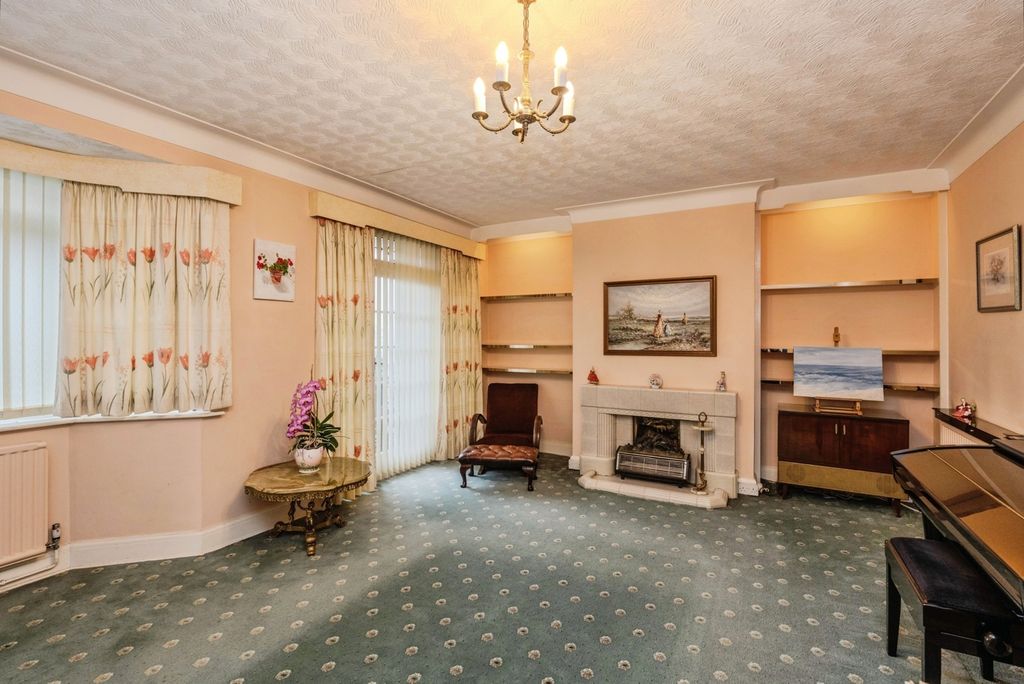 Property photo 3 of 19 Pbox-Img.Jpg