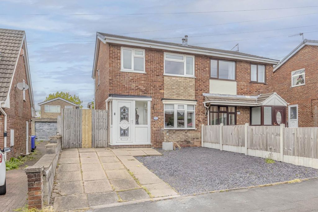 Property photo 1 of 19