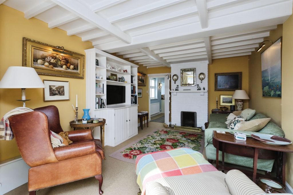 Property photo 2 of 19