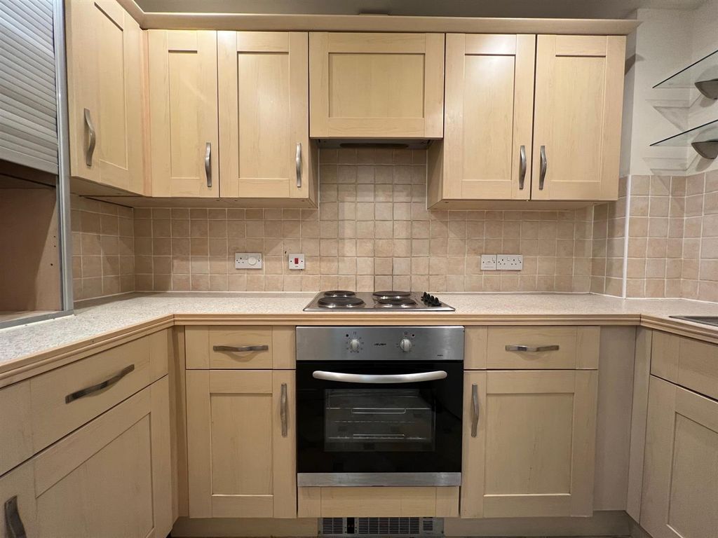 Property photo 2 of 6