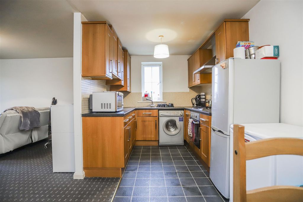 Property photo 2 of 13 3.Jpg