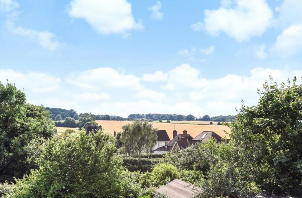 Property photo 3 of 26