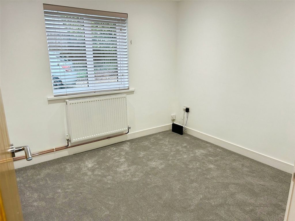 Property photo 3 of 16 Picture No. 03