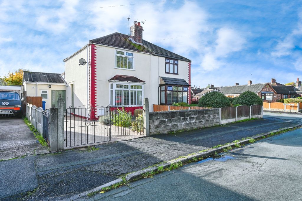 Property photo 1 of 15