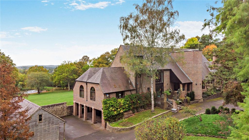 Property photo 3 of 50 Picture 3