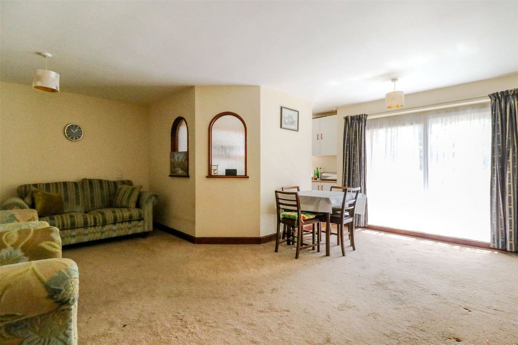 Property photo 3 of 13 Picture No. 08