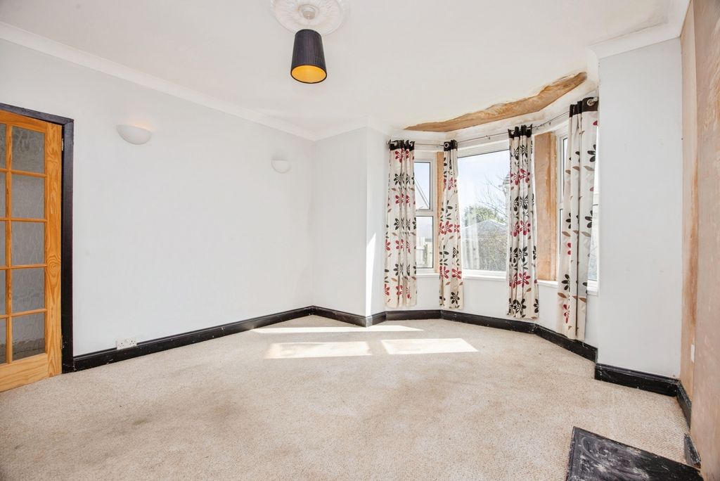 Property photo 3 of 13 Reception Room