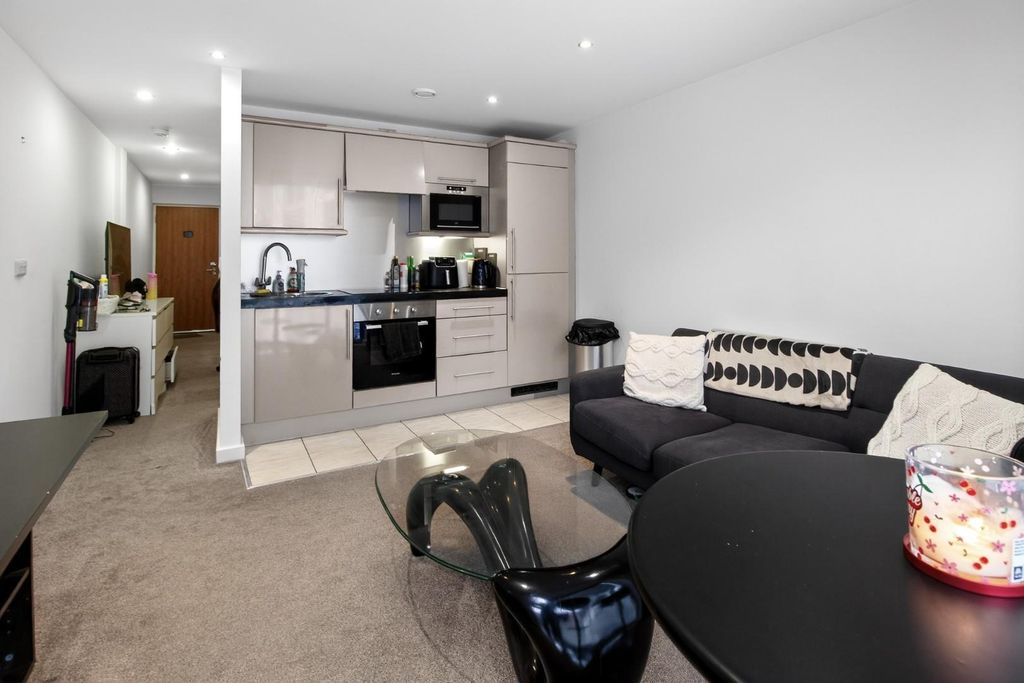 Property photo 3 of 8 Img_7802.Jpg