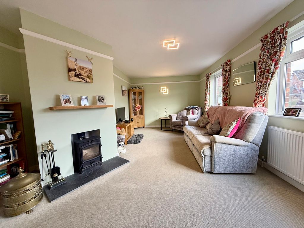 Property photo 3 of 10 Photograph