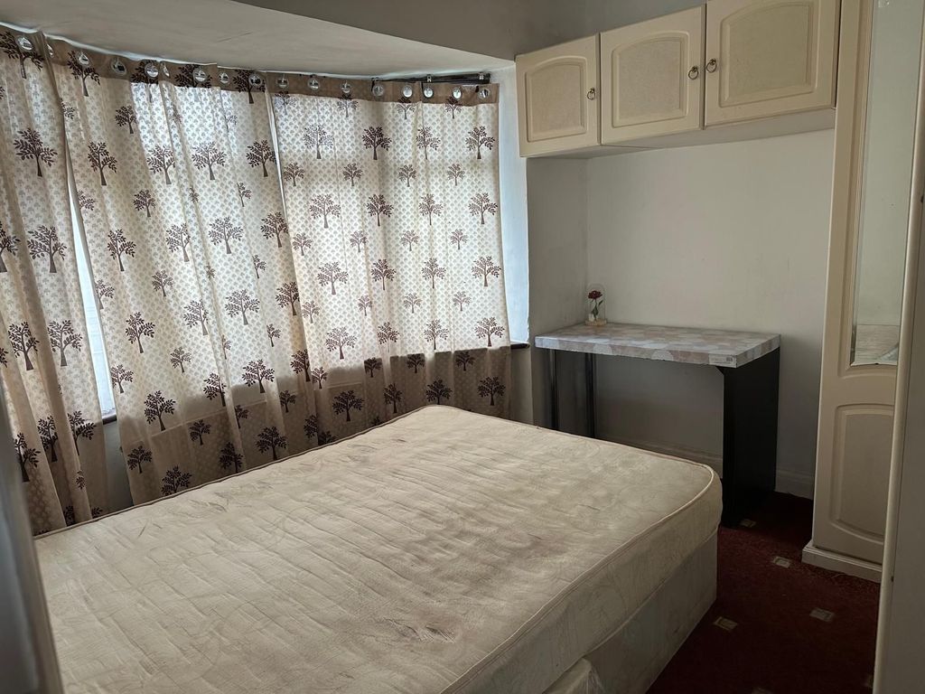 Property photo 2 of 2