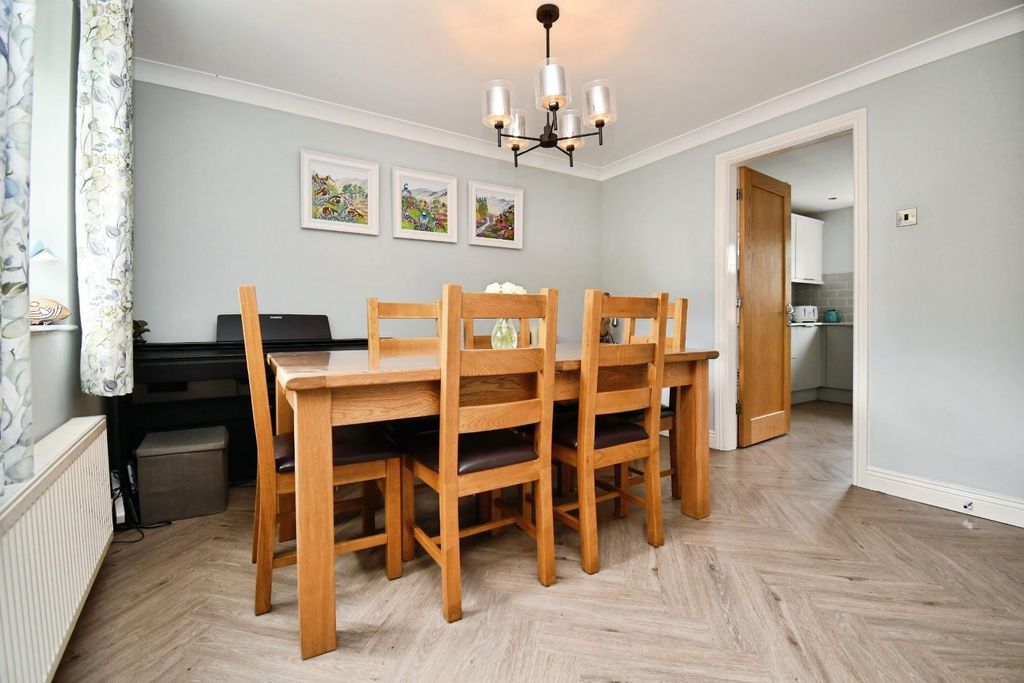 Property photo 3 of 18 E4Ea4E96-Dsc_2811.Jpg