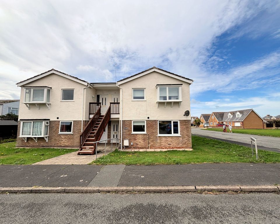 Property photo 3 of 28