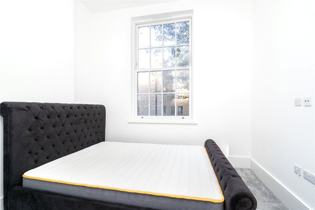 Property photo 2 of 6 Picture No. 04